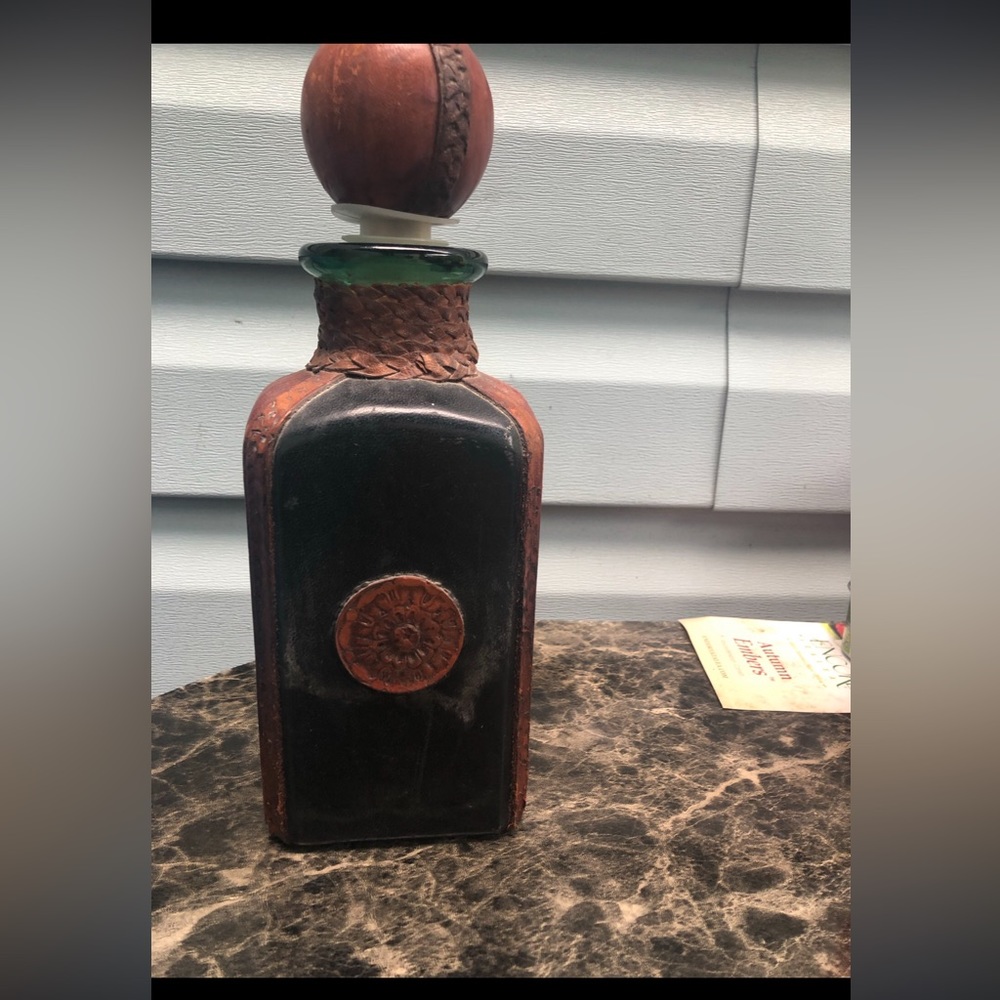 Vintage Mid Century Italian Wrapped Decanter Bottle😳I have on left from the set